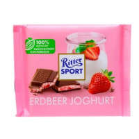 Шоколад молочний Ritter Sport з йогуртово-полуничною начинкою 100 г